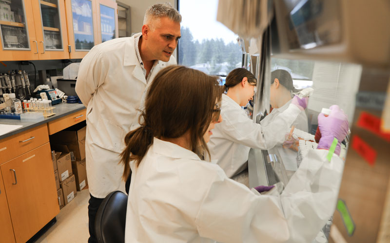 Jonah Sacha in his lab