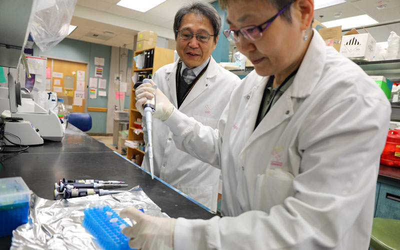 Hiroyuki Nakai in his lab