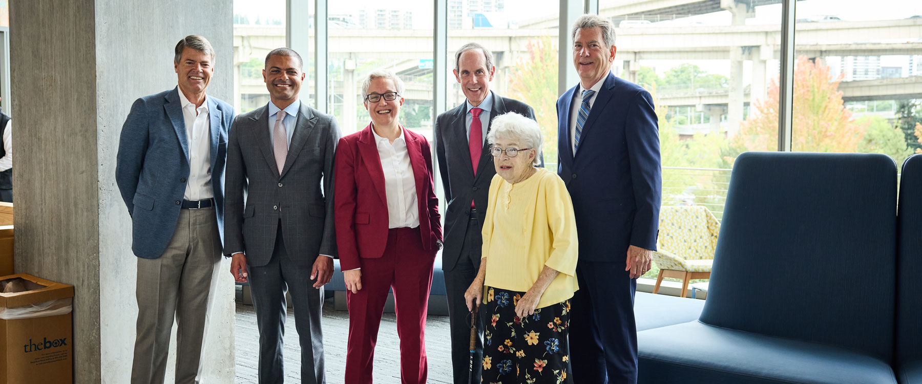 OHSU Knight Cancer Institute receives record $2 billion commitment from Phil and Penny Knight